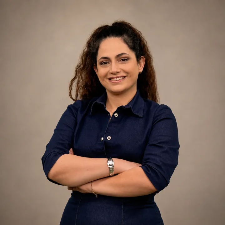 فاطمة خسروي